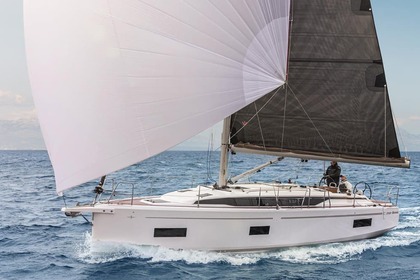 Location Voilier  BAVARIA C38 Marseille