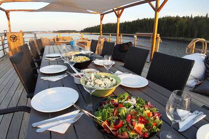 Relax and Rejuvenate on the Saimaa Waves! ? | Rent the Self Made Sauna Boat (2018)