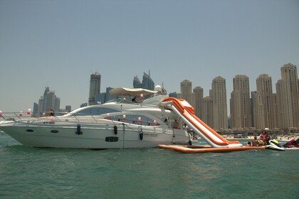 Hyra båt Motorbåt Majestic 56 ft Dubai