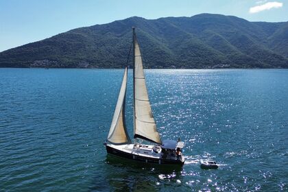 Rental Sailboat Novak Anton Triplast Y40 Kumbor