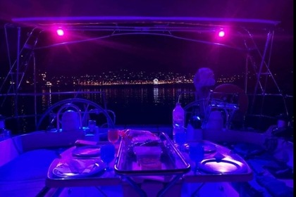 Hire Sailboat Beneteau Bavaria Antibes