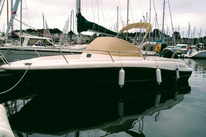 Location Bateau à moteur JEANNEAU CAP CAMARAT 7,15 WA Arzon