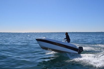 Charter Motorboat Compass 400 Gt Barcelona