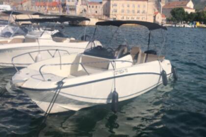 Miete Motorboot Quicksilver Activ 675 Open Trogir