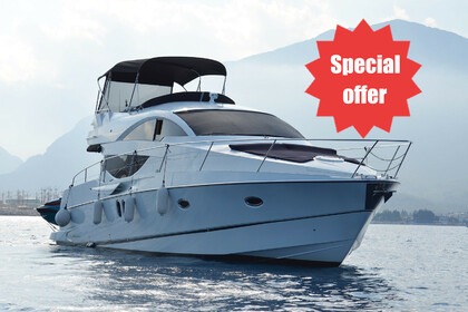 Rental Motorboat  Numarine  55 Fly S'Arenal