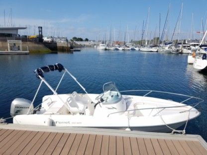Charter Motorboat B2 Marine Cap Ferret 552 Sundeck Vannes