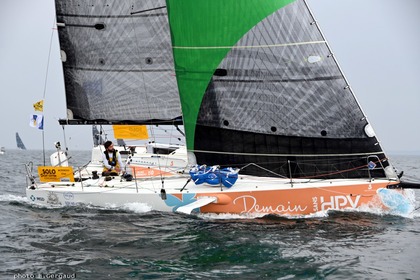 Alquiler Velero Beneteau Figaro Lorient