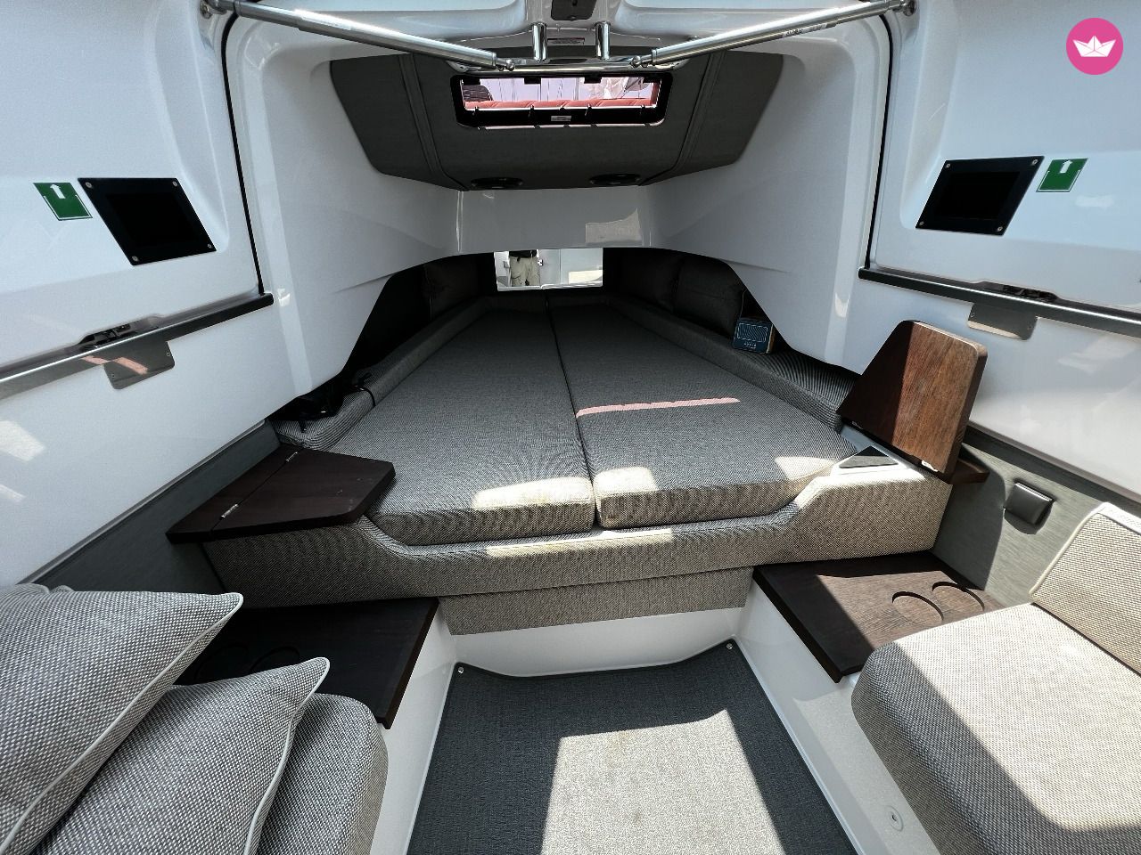 Bateau à moteur Axopar 37 CAB.BRABUS EDITION 600cv 6