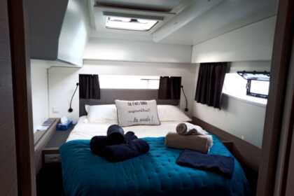 Fountaine Pajot Astrea 42 pour croisière de rêve en Corse du Sud