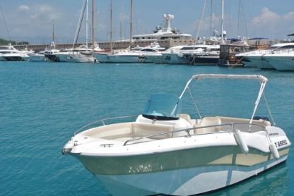 Location Bateau à moteur Rio Iberica 585 Antibes