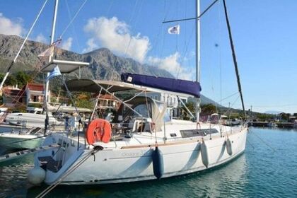Charter Sailboat Beneteau OCEANIS 37 Palairos