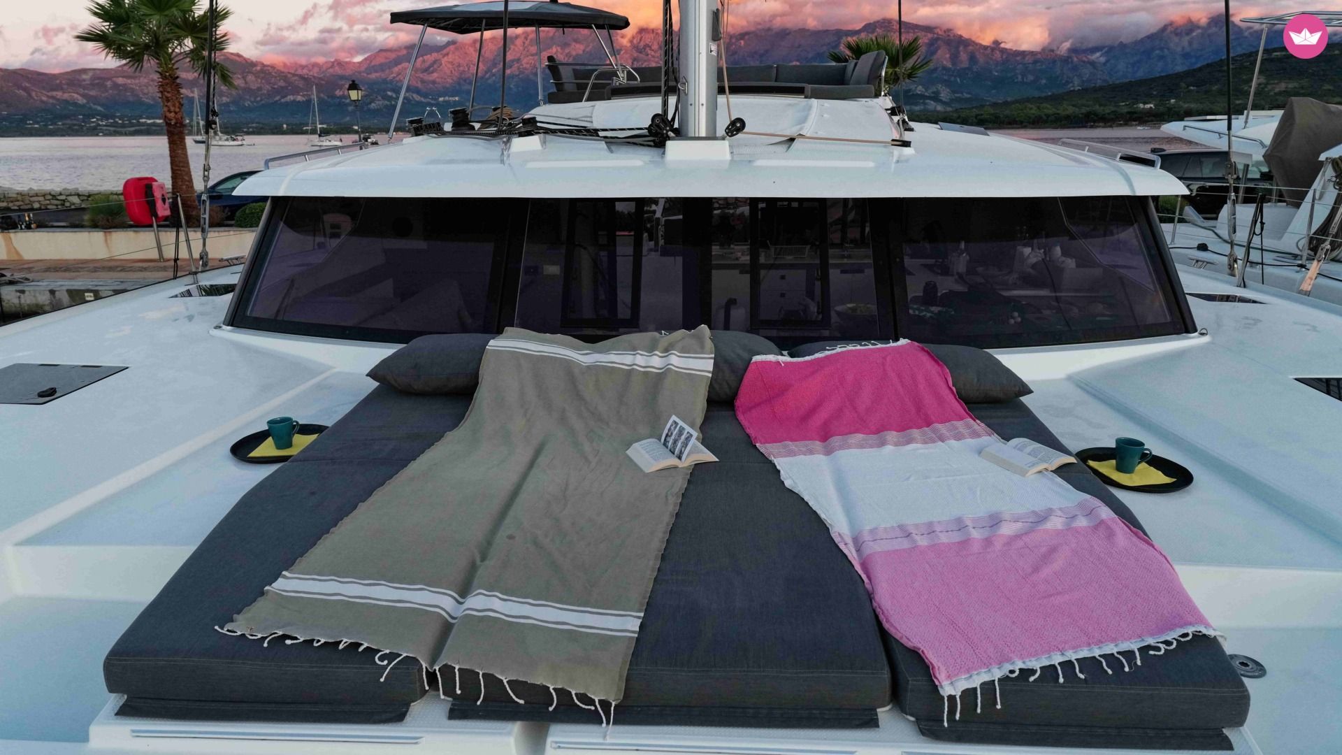 Catamaran Fountaine Pajot Tanna 47 13.9m 7
