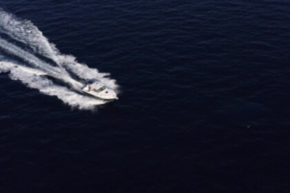 Motor Yacht Pursuit 3400 "Express"