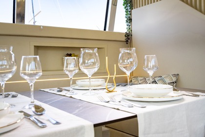 Soaris Aicon 82 - Sail the dream. Live the experience.