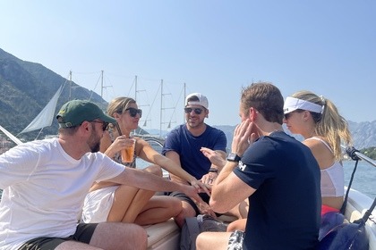 Summer Wine Speedboat