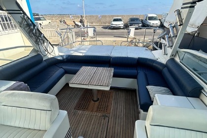 Location Bateau à moteur Pershing 40 Golfe Juan