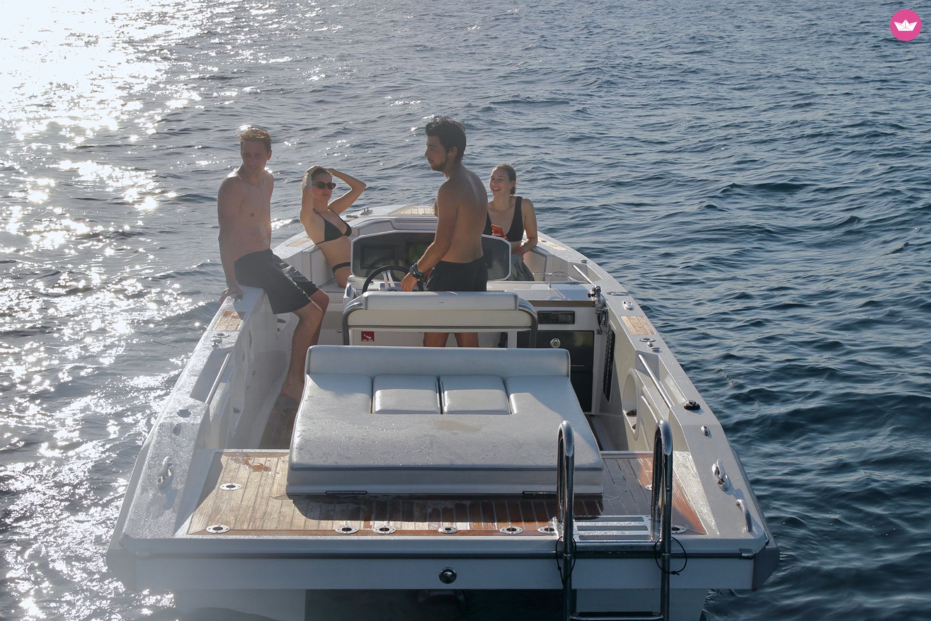 Bateau à moteur Novurania Chase 23 220cv 4