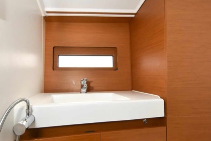 Czarter Jacht żaglowy  Sun Loft 47 (7 cab.) Tivat