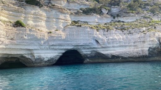 Cala Galdana Motorboat Chaparral 246 SSI alt tag text