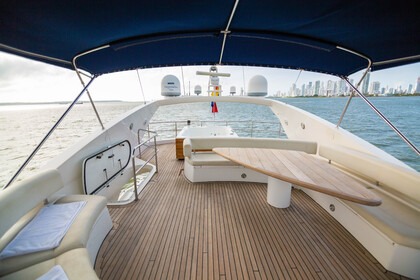 Book Now! Luxurious Sunseeker 82 Ft for Rent in Cartagena, Colombia.