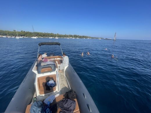 Nice RIB Bsc Bsc 78 élegance alt tag text