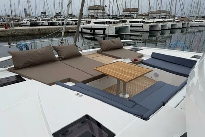 Location Catamaran Catana Group Bali 5.2 - 6 + 2 cab. Mykonos