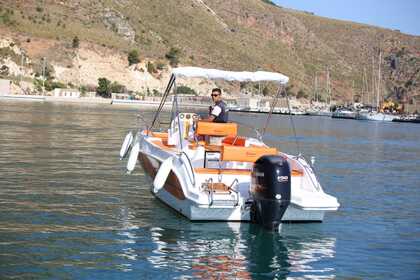 Hire Motorboat Blumax 23 open Castellammare del Golfo