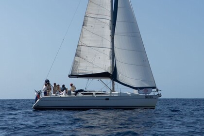 Hire Sailboat Jeanneau Sun odyssey 40 Naples