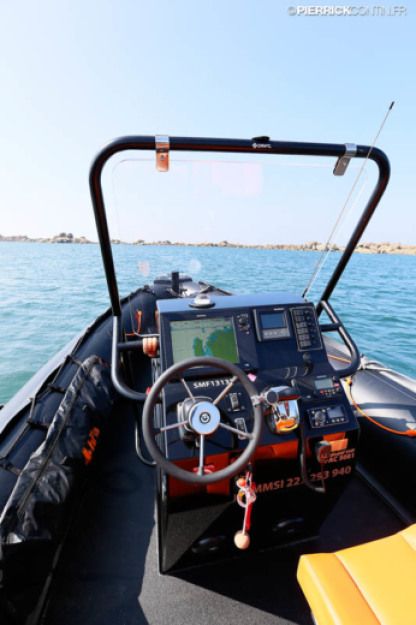 Location Semi-rigide Zeppelin Xvpro 750 Dinard