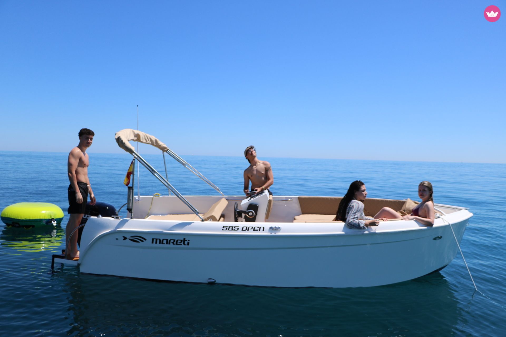 Bateau à moteur Mareti