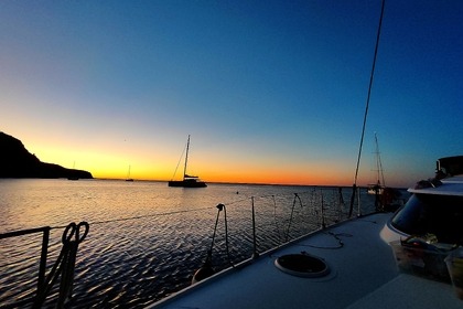 Alquiler Catamarán Fountaine Pajot Lavezzi 40 Canet-en-Roussillon