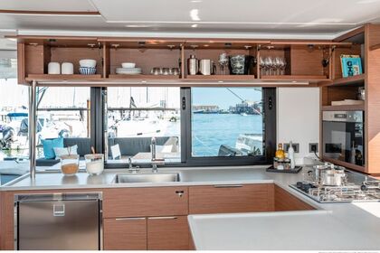 Catamarano Lagoon 46