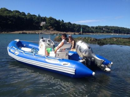 Location Semi-rigide Bombard Explorer Db Lézardrieux