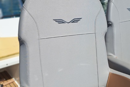 Beneteau Flyer 8 SUNdeck