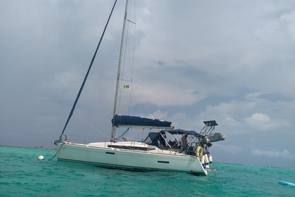 Sun Odyssey 379