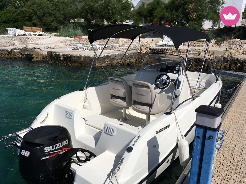 Charter motorboat in Trogir  
