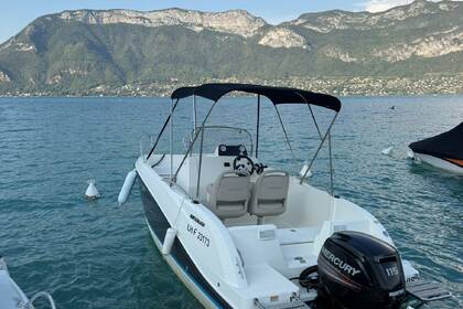 Verhuur Motorboot Quicksilver Activ 555 Open Annecy