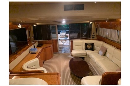 All inclusive yacht charter in Dubai / Bandit 63ft Yacht