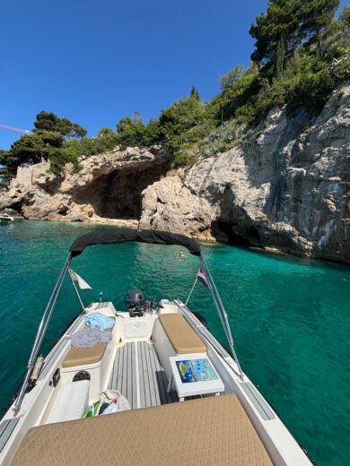 Ντούμπροβνικ Without license The Ultimate Luxury private sundeck boat without skipper - No license alt tag text