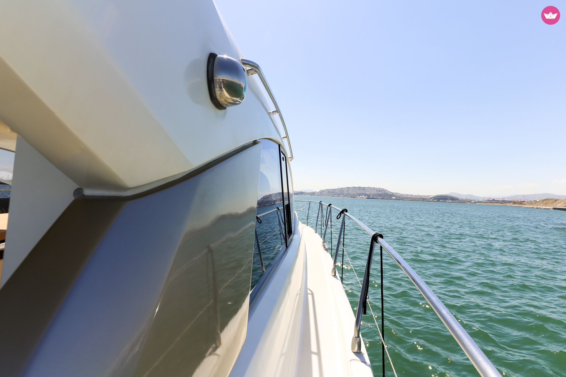 Motorboat Jeanneau Prestige 42 S for hire