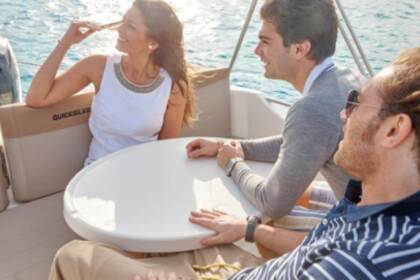 Quicksilver Activ 675 Open