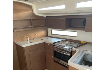 Hire Sailboat  Oceanis 40.1 Preveza