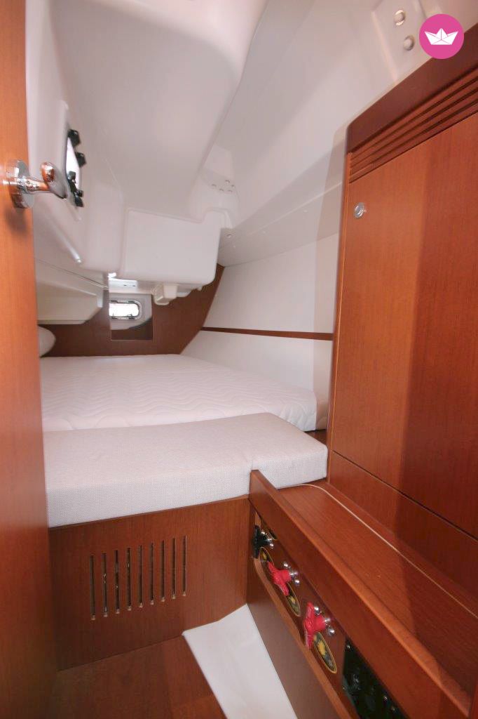 Beneteau Oceanis 31 in Barcelona  