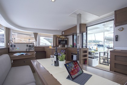 Hyra båt Katamaran Lagoon-Bénéteau Lagoon 42 - 4 + 2 cab. Trogir