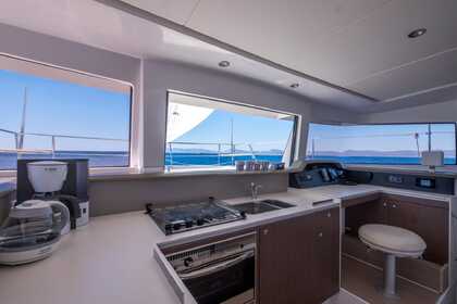 Bali 4.1 catamaran with capacity of 8 people in Fethiye / Gocek region