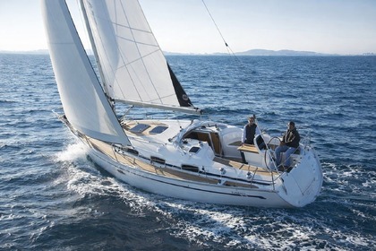 Rental Sailboat Bavaria Bavaria 38 Lisbon