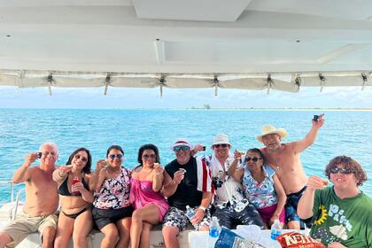 Luxury Catamaran 44 “Providenciales Turks & Caicos island