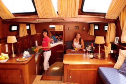 Valkkruiser 1200 Content