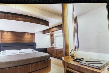 Yacht a motore TRINITY 1800 HP (2018)