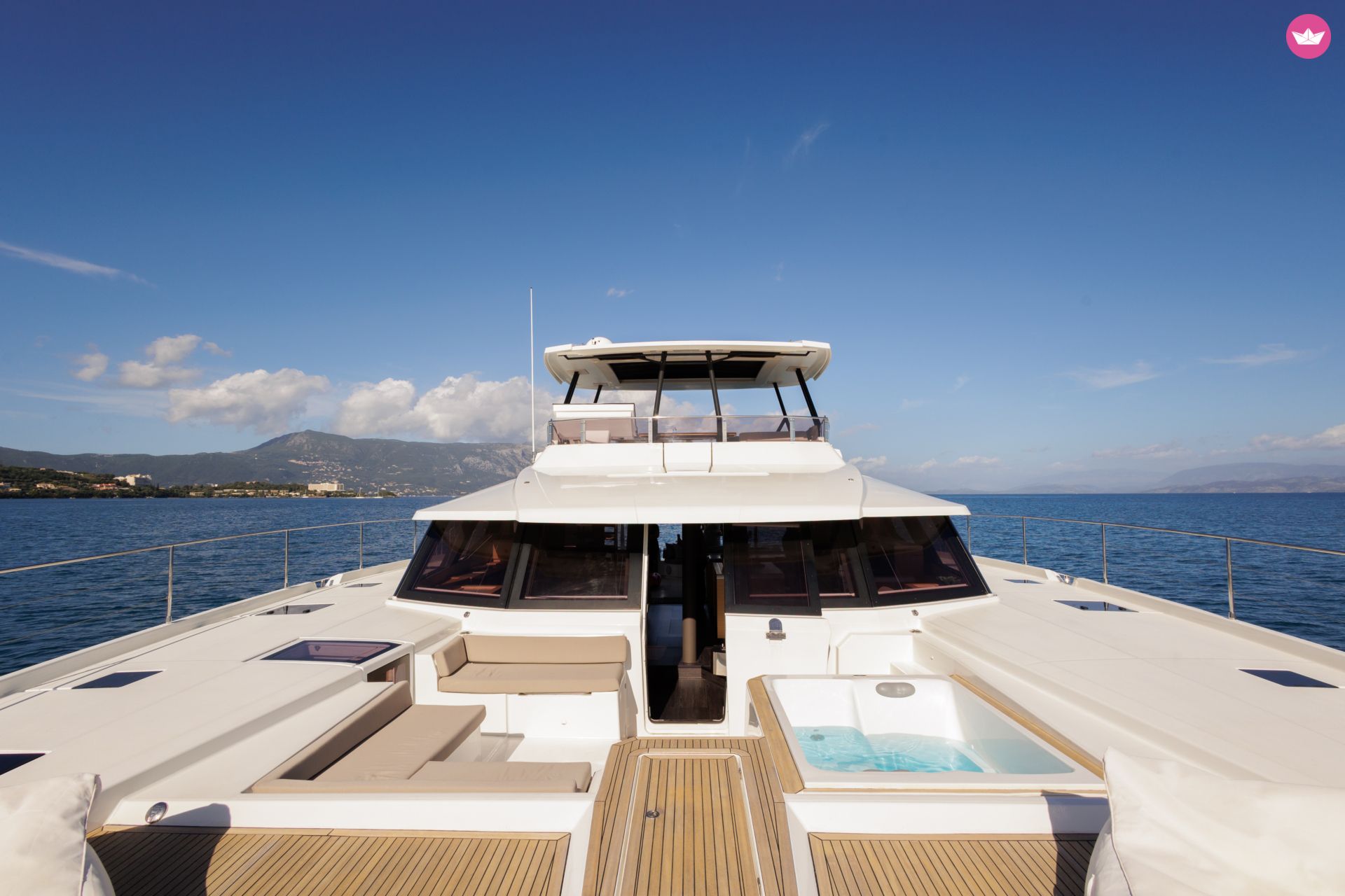 Catamaran Fountaine Pajot POWER 67 20m 4